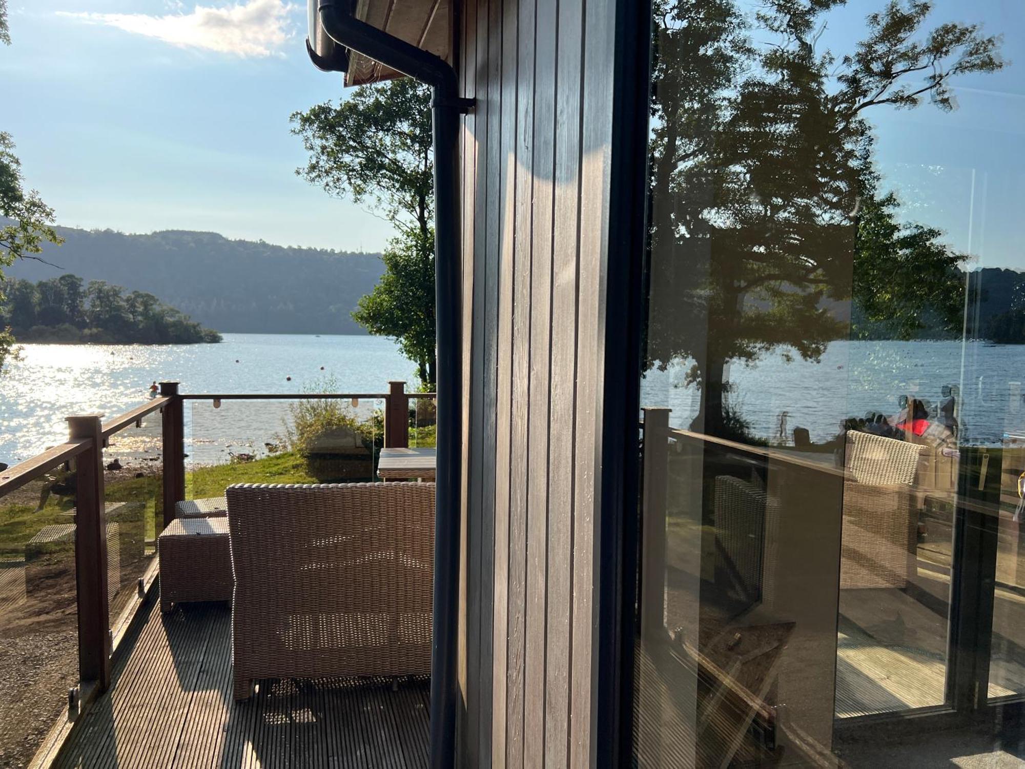 Loubi'S Lakeside Lodge Windermere Exteriér fotografie